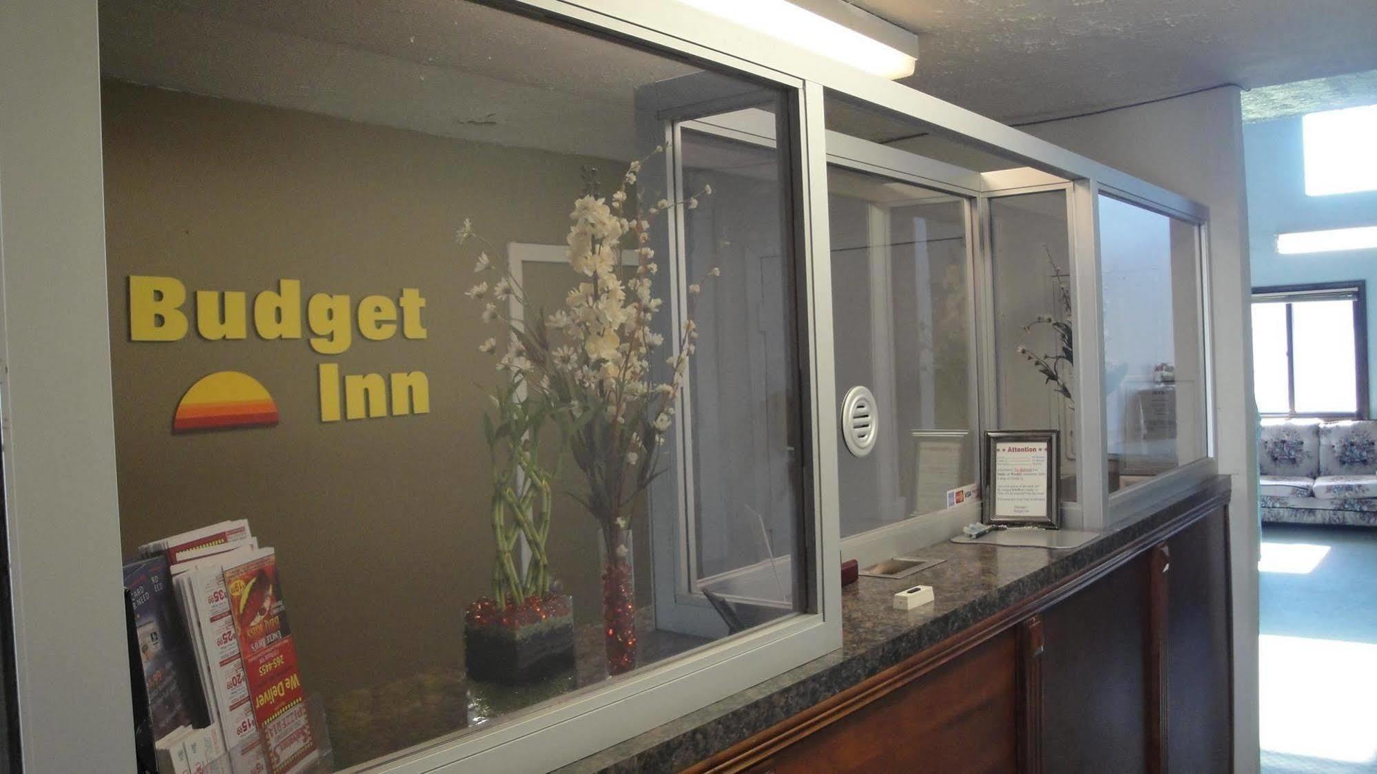 Budget Inn Ontario Ontario Center Exterior foto