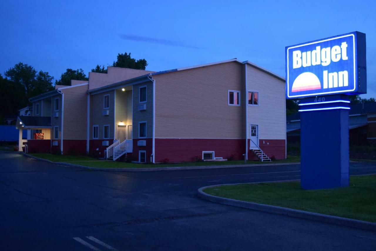 Budget Inn Ontario Ontario Center Exterior foto
